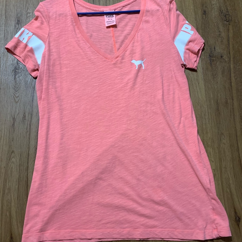 VS PINK t shirt